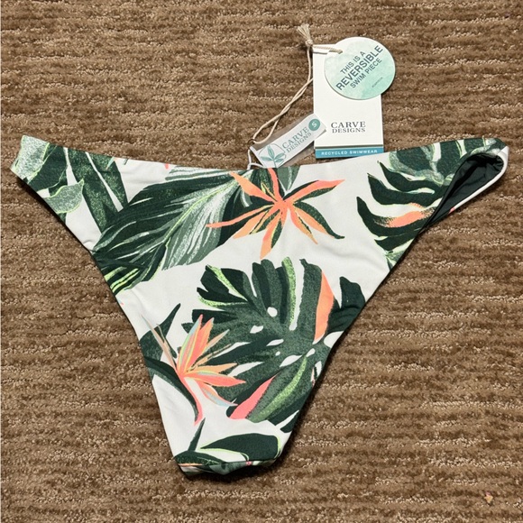 Carve Designs Tropical Leaf Bikini Bottom Small NWT Tropical/Cllantro - Picture 4 of 5